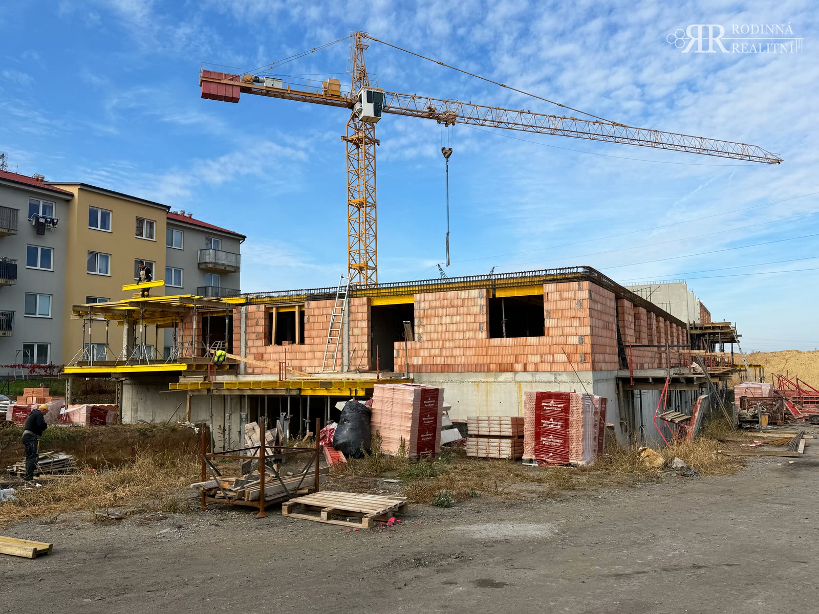 Hrubá stavba — 1. nadzemní podlaží, říjen 2025